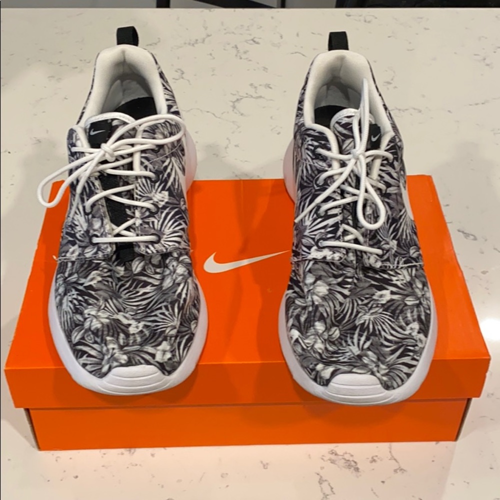Nike Roushe